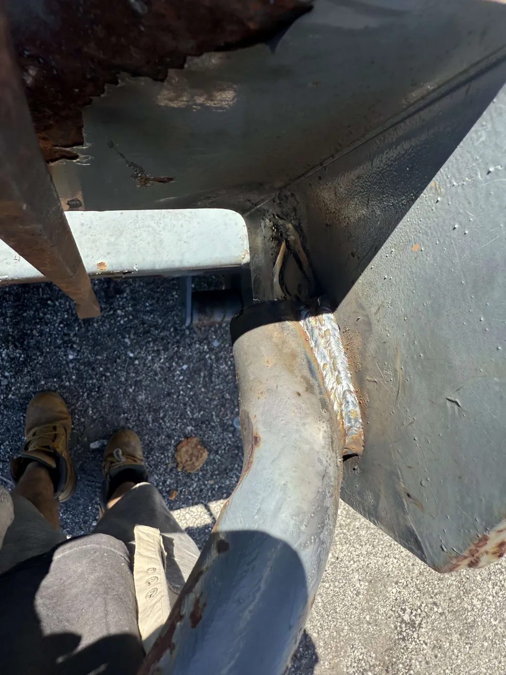 Trailer tongue structural weld repair - mobile trailer repair welding service